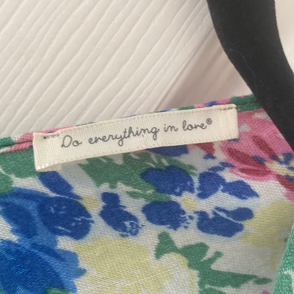 NEW Beautiful Long Floral Drape Cardigan. Hangs to low thigh or knee area - Picture 8 of 8